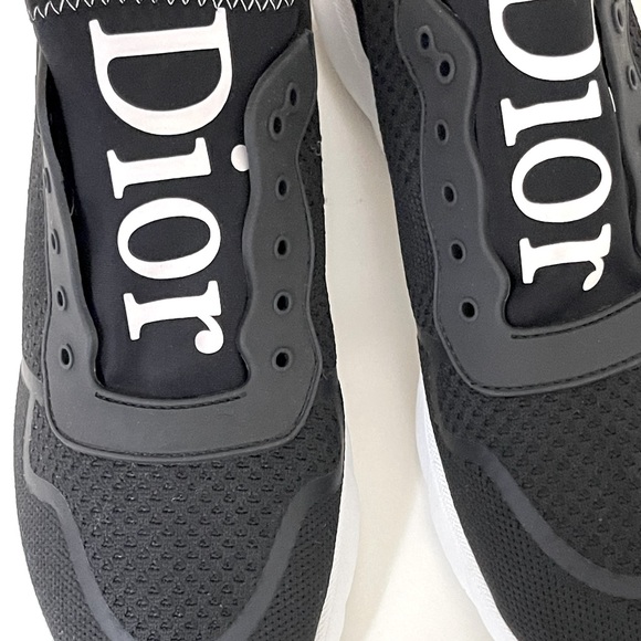 SOLD 😃 NIB AUTHENTIC DIOR Women’s Black & White Sneakers Sz. EU 40 /  US 9.5 - Picture 4 of 10